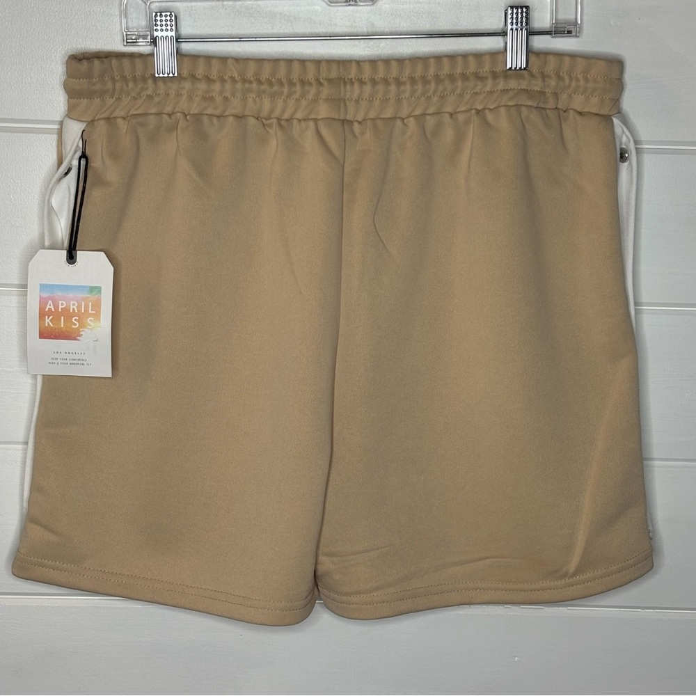 April Kiss Gym Shorts Women’s XL NY 92 Button Up Legs Drawstring Polyester NWT - Picture 5 of 9